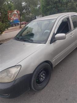 ميتسوبيشي لانسر